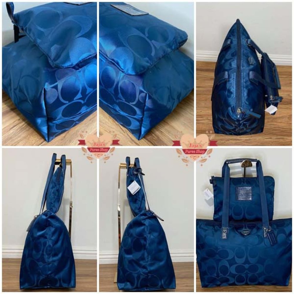 ❤️❤️SOLD❤️❤️Coach Sig Nylon Bag & Snap Pouch💙 - Picture 3 of 16